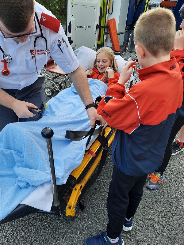 Primary School Athlone, Pre-School Athlone, National School Athlone, Irish School Athlone, Gaelscoil School Athlone, Deis School Athlone